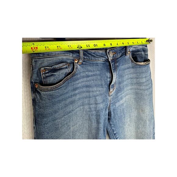 LOFT Women’s Modern Skinny Jeans - Size 10 - Faded & Distressed Mid Waist - Picture 5 of 7